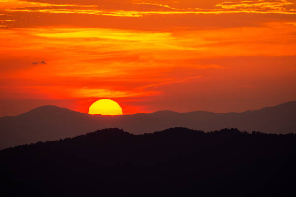 istock Firey Sunrise Over the Blue Ridge Mountains 1155710338