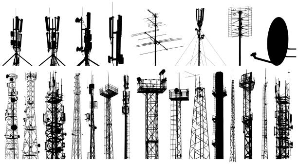 ilustraciones, imágenes clip art, dibujos animados e iconos de stock de se establecen siluetas de antena de radio de torre. aislado sobre fondo blanco - torre