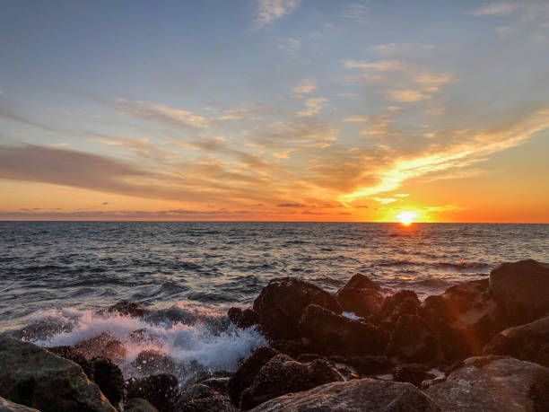 istock Gorgeous sunset over the pacific ocean in Venice, CA 1155740211