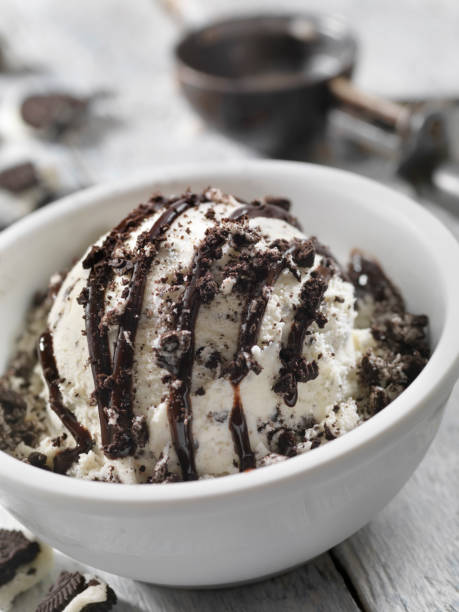 istock Cookies and Cream Ice Cream Sundae 1155749562