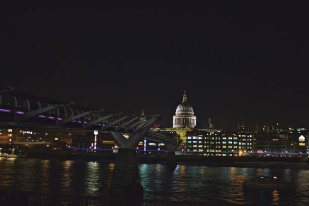 istock Saint Pauls Cathedral at Night 1155823483