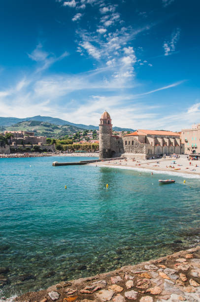 Church of Our Lady of the Angels in Collioure, France Church of Our Lady of the Angels in Collioure, on the shores of the Mediterranean Sea, Pyrénées-Orientales, France collioure stock pictures, royalty-free photos & images