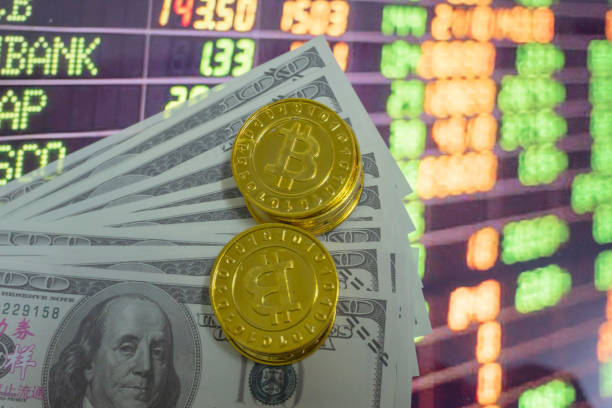 istock Currency, investor 1155896915