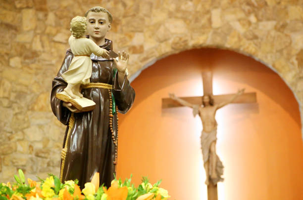 St. Anthony's Image Image of St. Anthony of Padua (Lisbon), a Catholic saint whose festivity is celebrated on 13/06. He's known as the holy game-back. st anthony of padua stock pictures, royalty-free photos & images