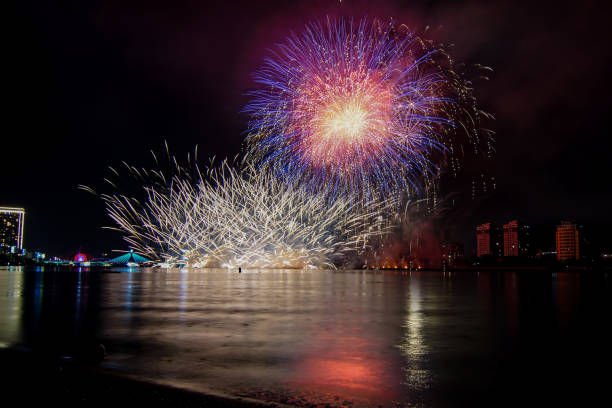 istock Da Nang international fireworks competition 2019. 1156108510