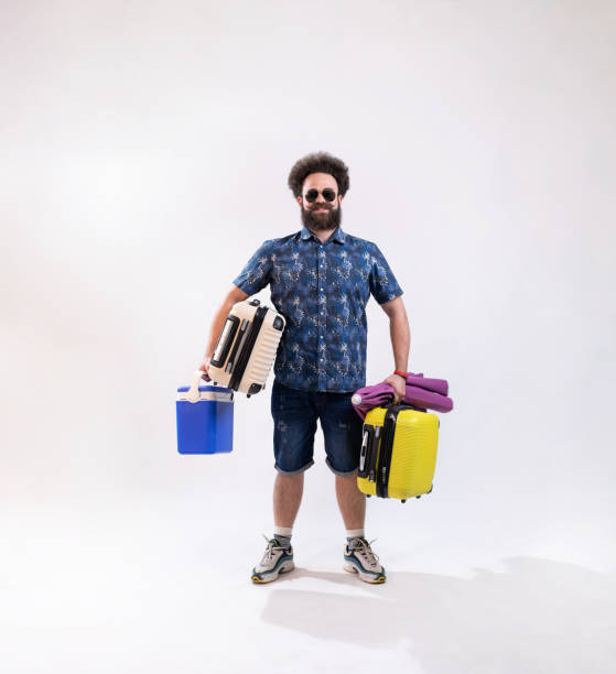 turysta gotowy do pracy - travel suitcase hawaiian shirt people traveling zdjęcia i obrazy z banku zdjęć