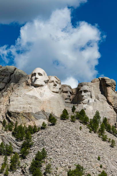 mount rushmore national monument - mt rushmore national monument imagens e fotografias de stock