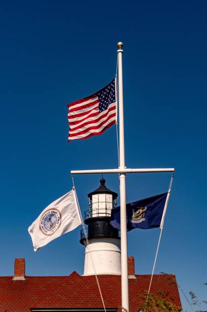 portland head light - cape elizabeth, portland, maine - england new coastline house fotografías e imágenes de stock