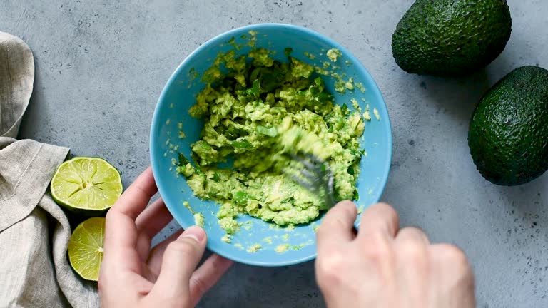 Making guacamole sauce