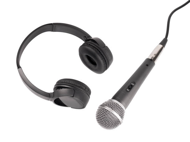 istock Wireless microphone and headphones 1156327703