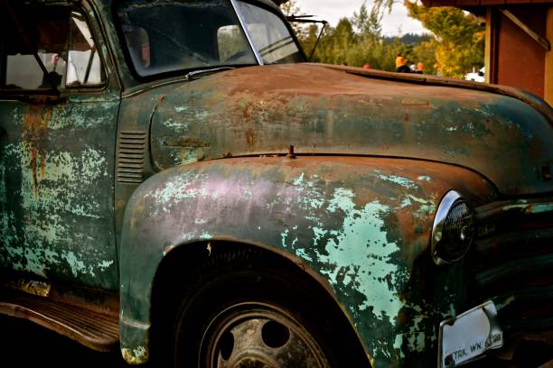 istock Vintage Truck 1156335375