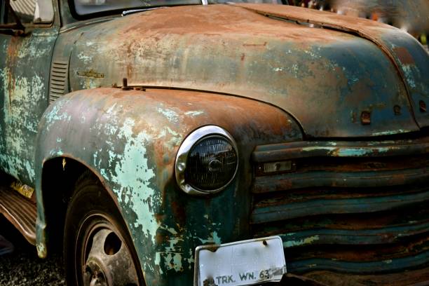 istock Vintage Truck 1156335473