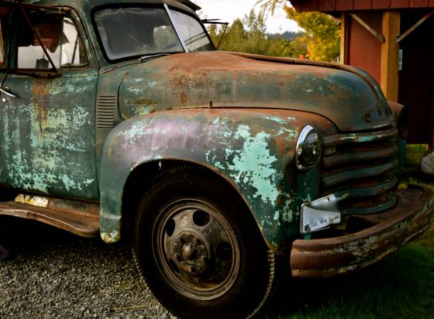 istock Vintage Truck 1156335492