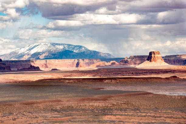 istock Powell lake overlook. Navajo Mountain. 1156349201