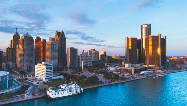 Detroit Michigan Downtown skyline Aerial Sunset Detroit Michigan Downtown skyline Aerial Sunset michigan photos stock pictures, royalty-free photos & images