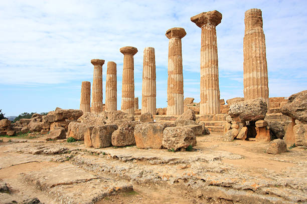 sycylia - temple of heracles zdjęcia i obrazy z banku zdjęć