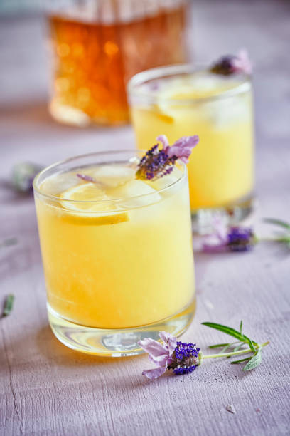 Lavender Lemon Spritzers Cocktail