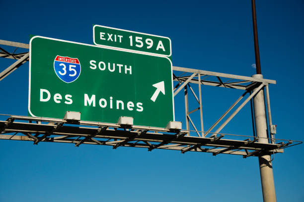 istock Road to Des Moines, Iowa 1156536497