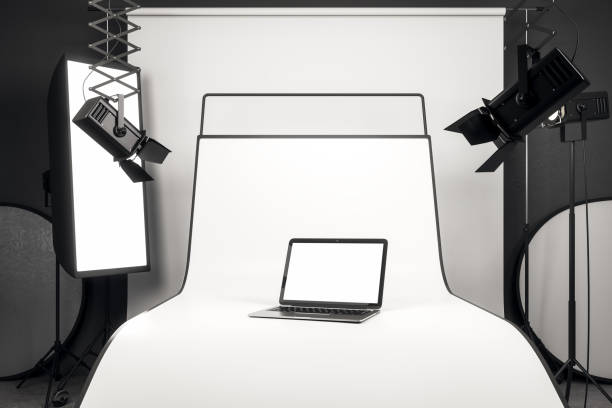 istock Photostudio with clean laptop 1156544697