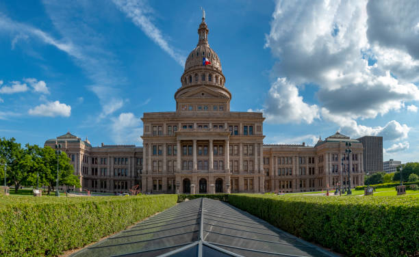 istock Texas state capital building in Austin 1156583939
