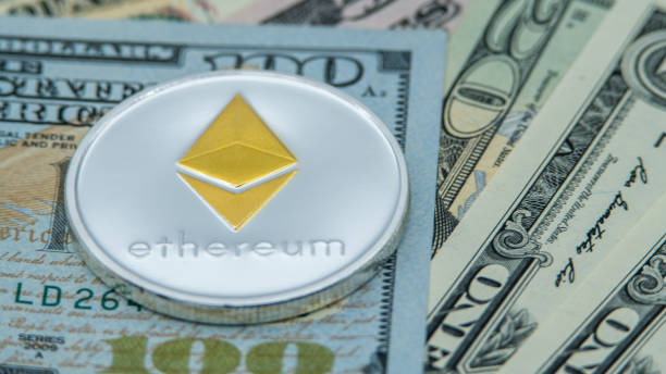 Physical metal silver Ethereum currency over diferents dollars bills United States. Physical metal silver Ethereum currency over diferents dollars bills United States. Worldwide virtual internet money. USA banknotes. Digital coin cyberspace, cryptocurrency ETH. Online payment ethereum stock pictures, royalty-free photos & images