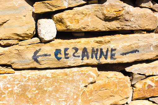 Aix-en-Provence, France: A handprinted sign pointing to Terrain des Peintres (Painters’ Park), a public park where Paul Cézanne came to paint Mont Sainte-Victoire.