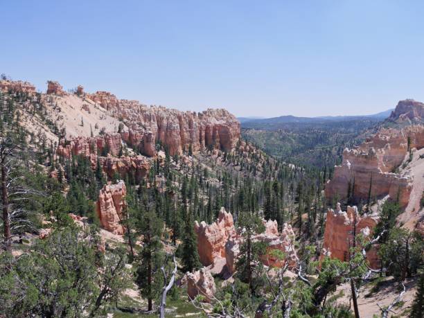 istock Farview Point lookout deck, Bryce Canyon National Park 1156761077