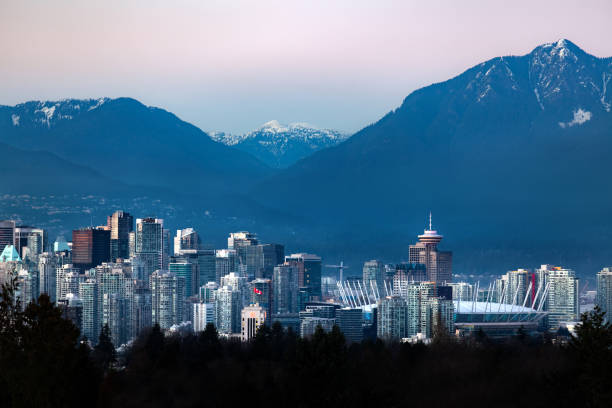 Downtown Vancouver cityscape from Queen Elizabeth Park at winter Downtown Vancouver cityscape from Queen Elizabeth Park at winter vancouver stock pictures, royalty-free photos & images