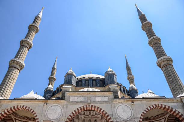 セリミエモスクは、最も重要であり、同時に、エディルネの最も有名な歴史的建造物 - トルコのヨーロッパの部分に位置する都市です。 - mosque europe part of day ストックフォトと画像