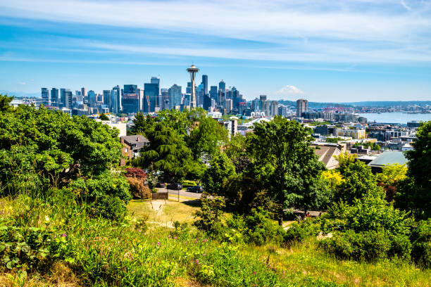 istock Beautiful Clear Day in Seattle, Washington 1156855875