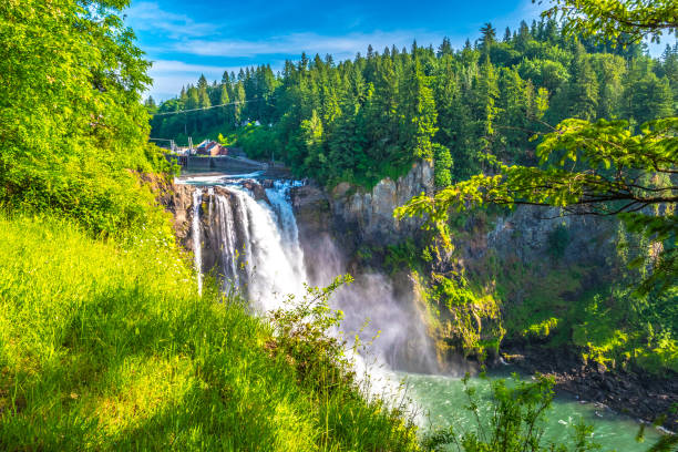 istock Double Rainbow at Snoqualmie Falls in Washington 1156856422