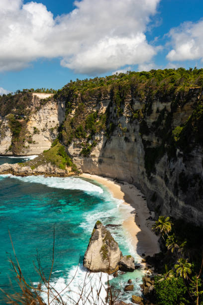 istock Diamond beach. Nusa Penida, Bali, Indonesia 1156885585