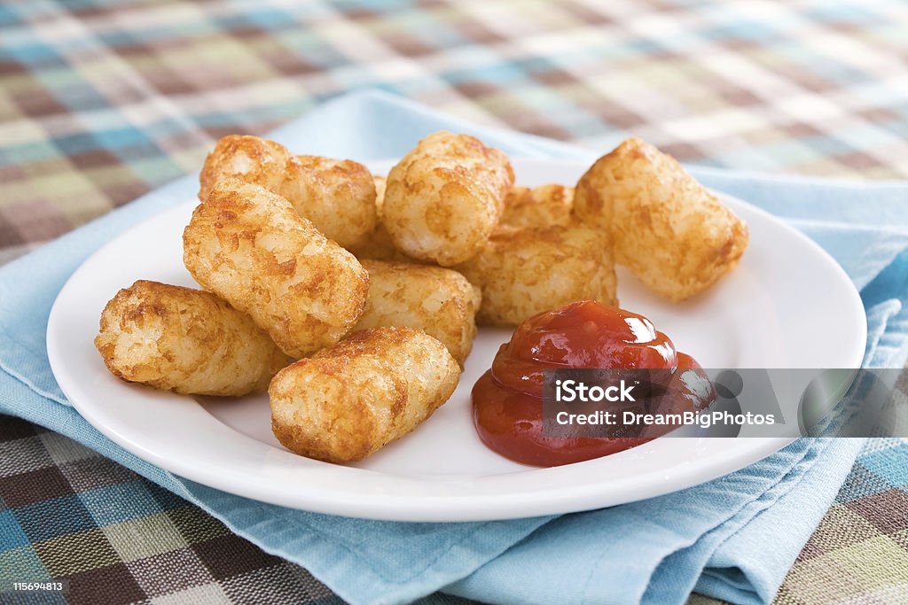 Tater Tots & Catsup - Foto de stock de Tot frito royalty-free