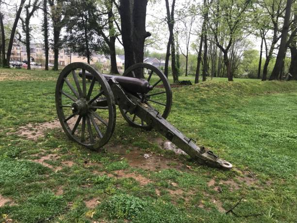 istock Cannons Of Franklin Tennessee 1156960515