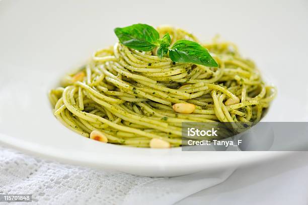 Photo libre de droit de Pâtes Au Pesto Alla Genovese banque d'images et plus d'images libres de droit de Pistou - Pistou, Pâtes alimentaires, Style génois