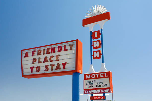 istock Vintage Americana Motel Sign 115707942