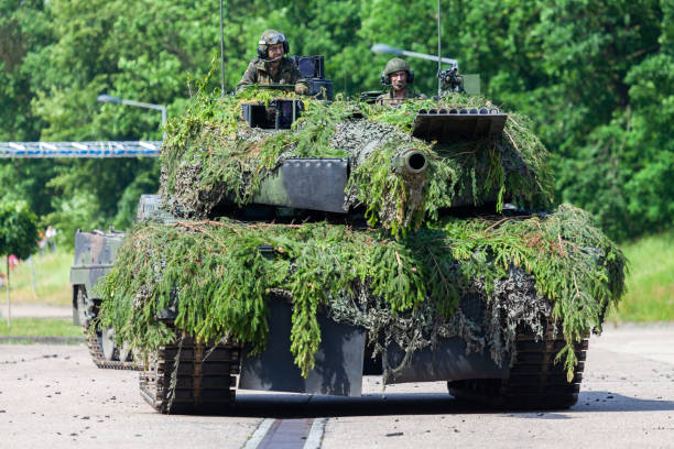 德國主戰坦克豹2a6駕駛戰術演示 - leopard tank 個照片及圖片檔