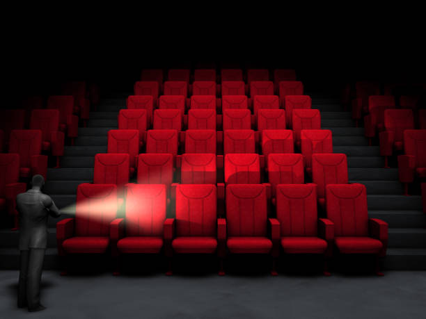 asientos usher show en el cine - acomodador cine fotografías e imágenes de stock