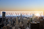 ein-sonnenuntergang-in-manhattan-usa.jpg