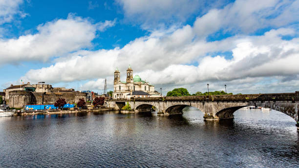 Beautiful view of the river Shannon, the bridge, the parish church of Ss. Peter and Paul and the castle in the village of Athlone stock photo