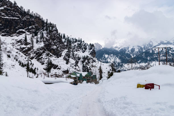 istock Solang Valley, Himachal Pradesh 1157340576