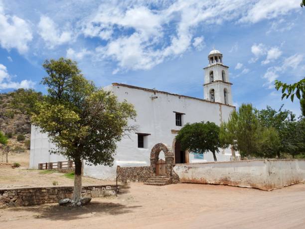 istock Cusihuirachi  mission church 1157406464