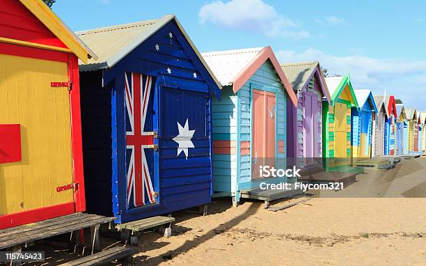 Huts De Banho De Praia De Brighton - Fotografias de stock e mais imagens de Melbourne - Melbourne, Brighton Beach em Melbourne, Cabana de Praia