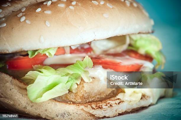 Foto de Burger Hambúrguer e mais fotos de stock de Alface - Alface, Alimentação Não-saudável, Almoço