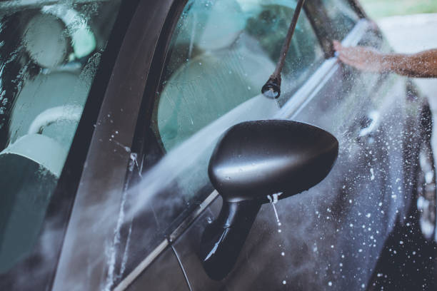 istock Sunday car wash. 1157512382