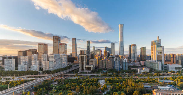 skyline de la ciudad panorámico - pekín fotografías e imágenes de stock