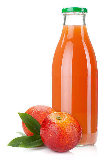 rosso succo d'arancia - isolated on white orange juice ripe leaf foto e immagini stock