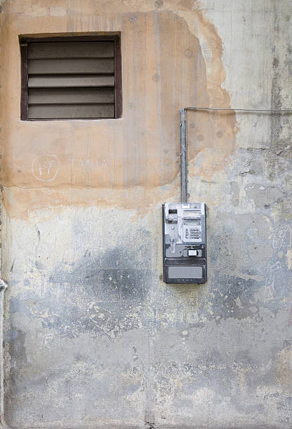 istock Telephone in Havana 115753691