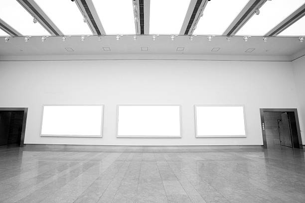 prázdné rámečky v místnosti - triptychům fotky - stock snímky, obrázky a fotky