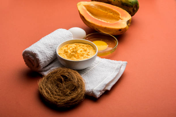 istock Papaya Face mask for acne treatment, selective focus 1157543986